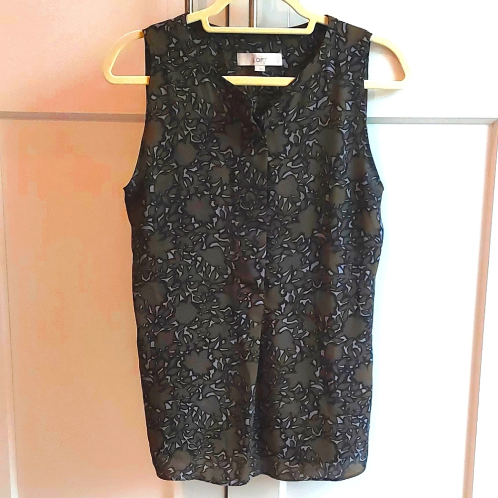 LOFT Sleeveless Blouse